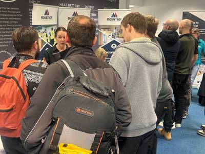 Students ask questions of Mountjoy representatives at Construction Careers Fair